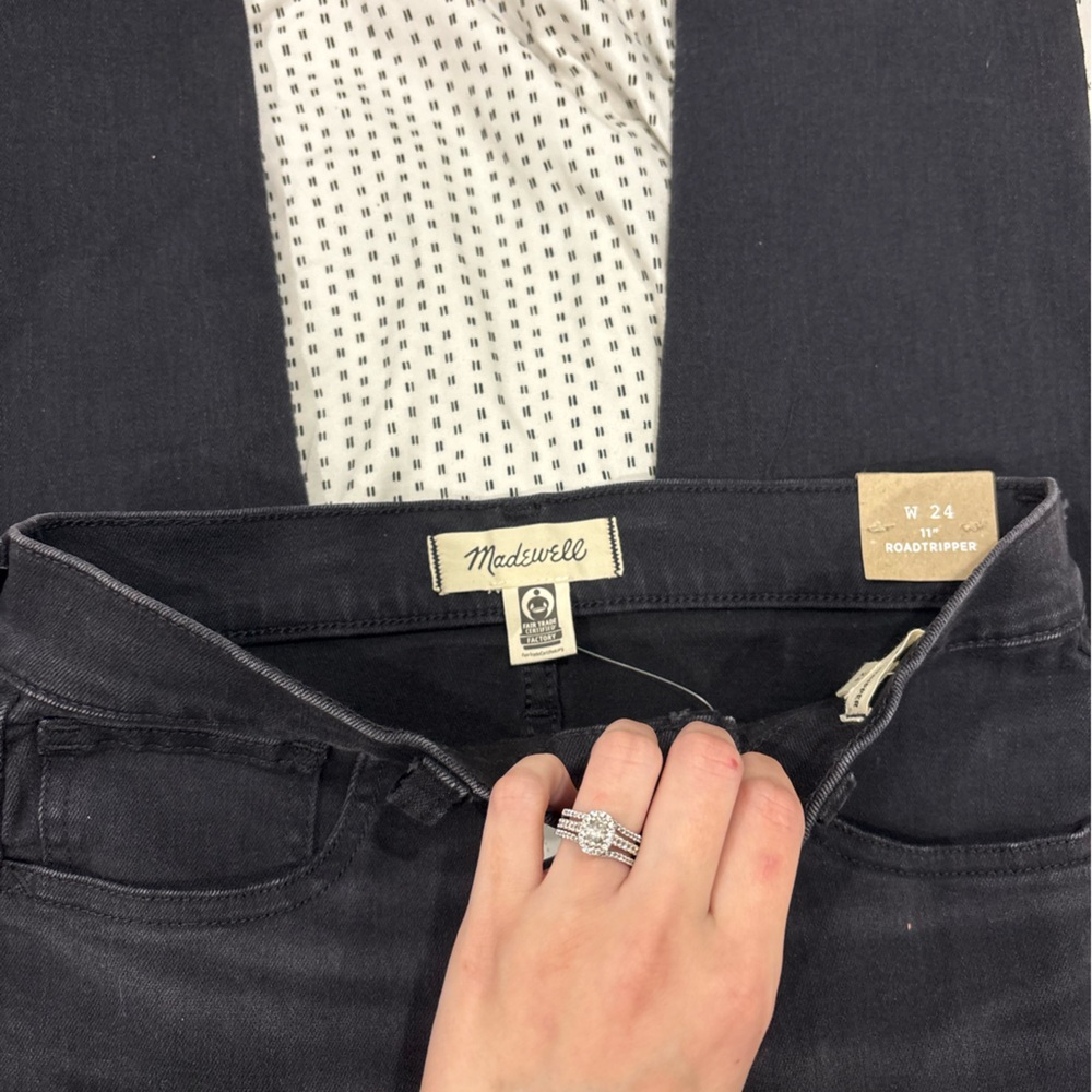 Madewell High-Waisted Roadtripper Black Skinny Jeans - Picture 3 of 3